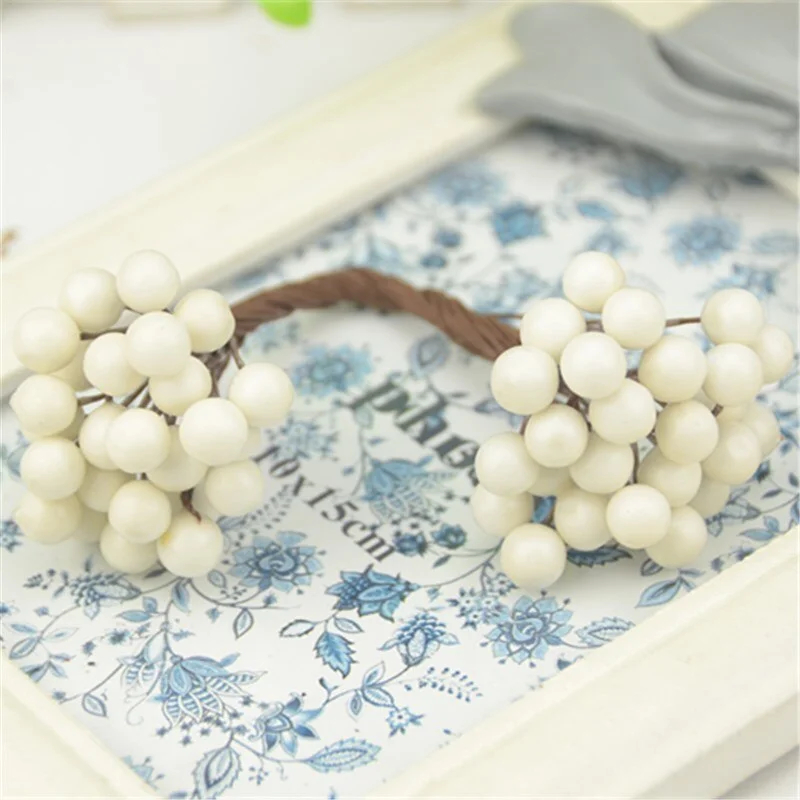 25pcs/50 Heads 0.7cm Mini Fake Fruit Small Double heads Berries Artificial Flower cherry Stamen Wedding Christmas Decorative