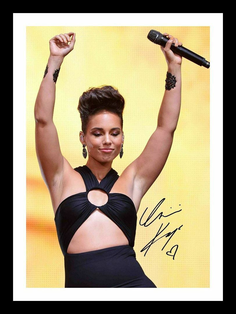 Alicia Keys Autograph Signed & Framed Photo Poster painting 5