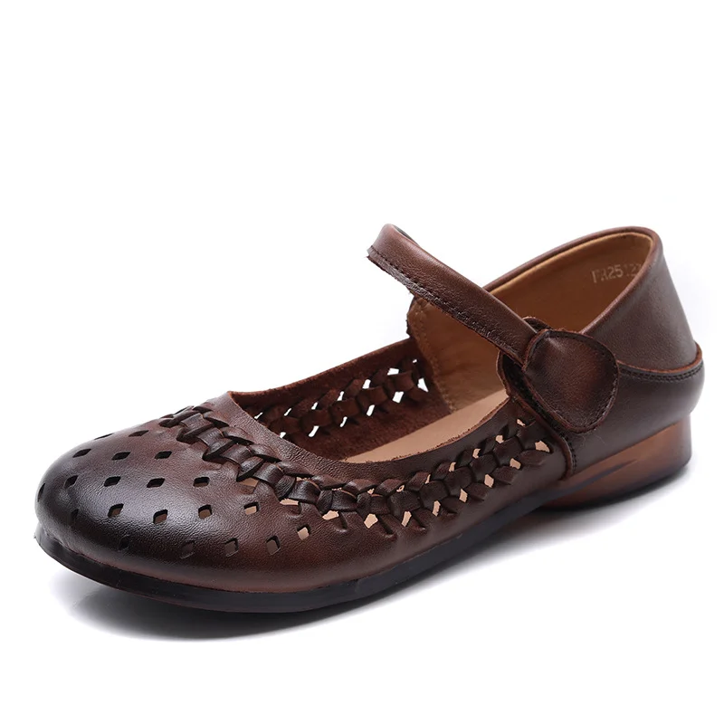 Yyvonne Cow Skin Retro Hollow Sandals Women 2025 Summer New Comfortable Breathable Hole Shoes Casual Mother Shoes