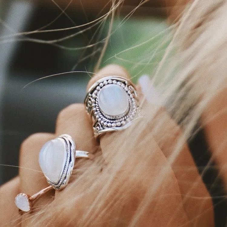 Olivenorma Bohemia Vintage Natural Moonstone Ring