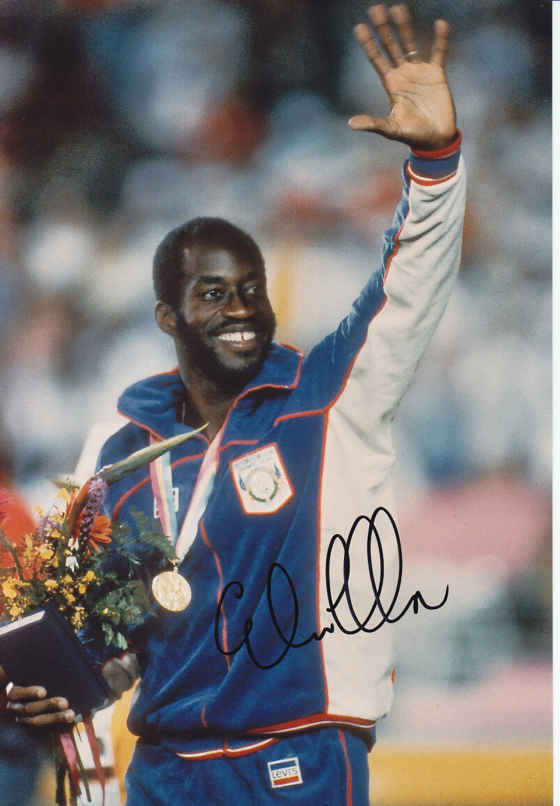 Edwin Moses Hand Signed 1984 Photo Poster painting 12x8 2