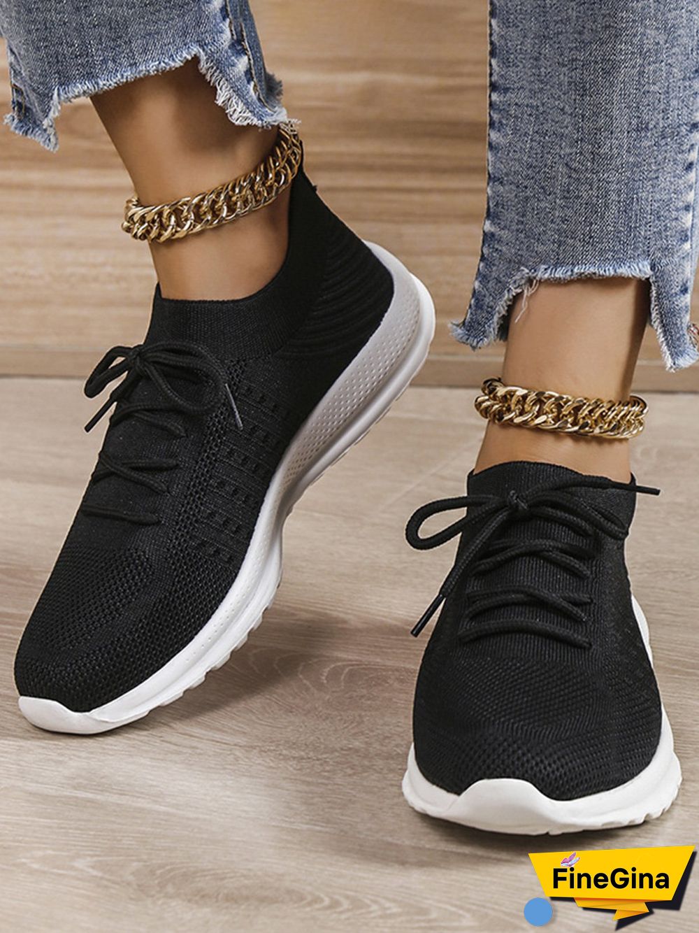Flyknit Lightweight Soft Sole Lace-Up Sneakers