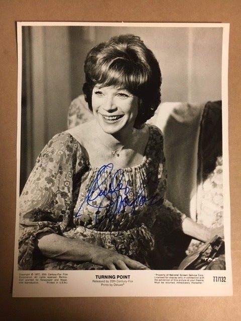 Shirley MacLaine Lovely Vintage 8x10 Signed Photo Poster painting with COA**