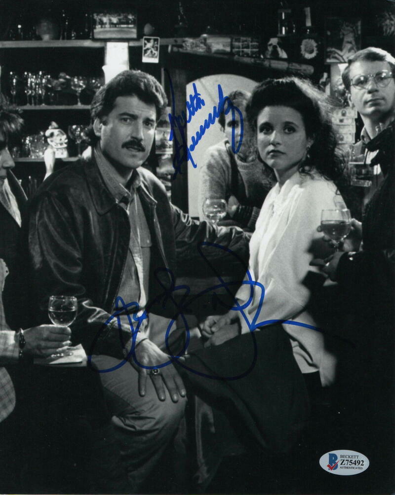 KEITH HERNANDEZ & JULIA LOUISE-DREYFUS SIGNED AUTOGRAPH 8X10 Photo Poster painting - SEINFELD