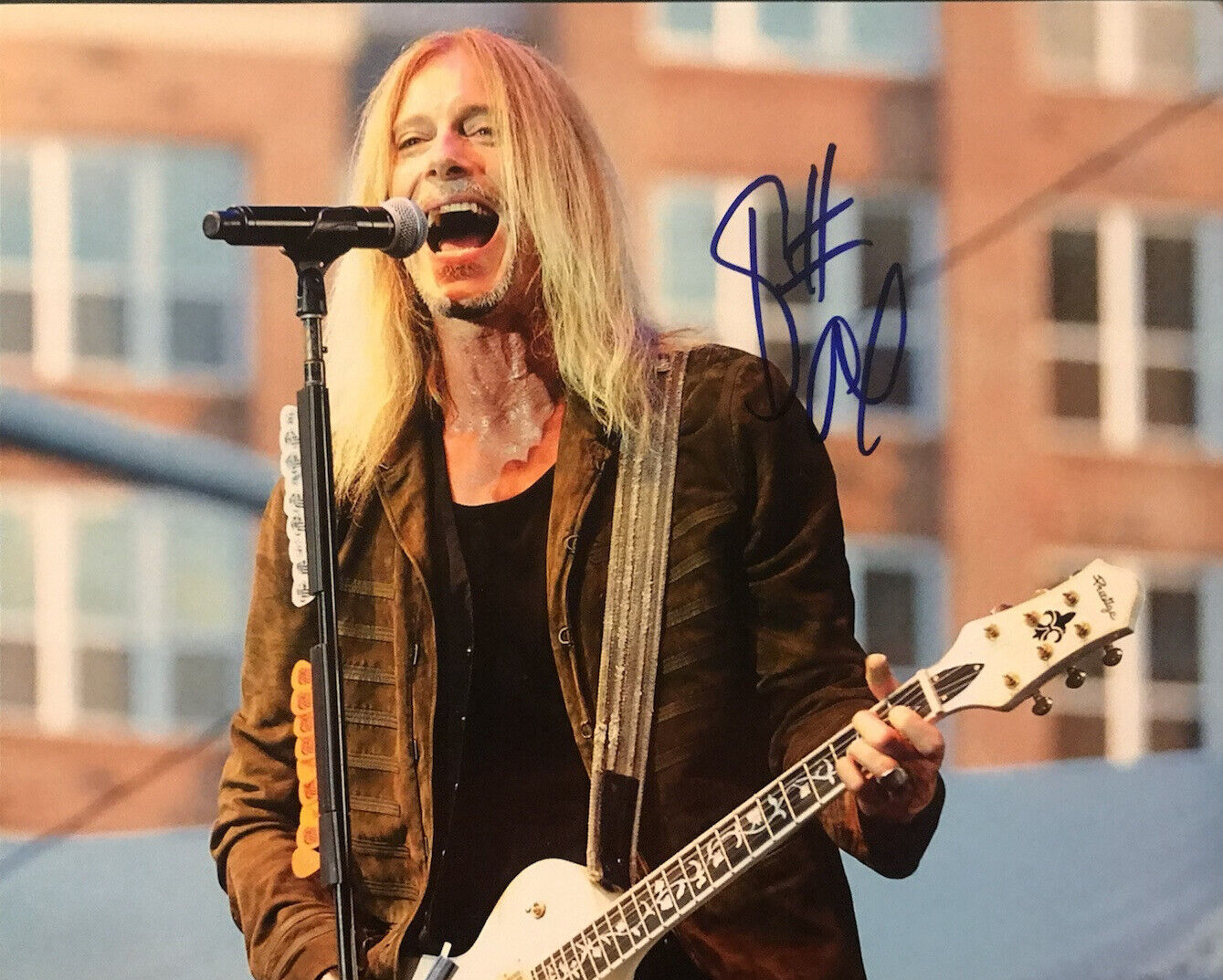 DEREK SHARP HAND SIGNED 8x10 Photo Poster painting THE GUESS WHO ORIGINAL LEAD SINGER AUTOGRAPH