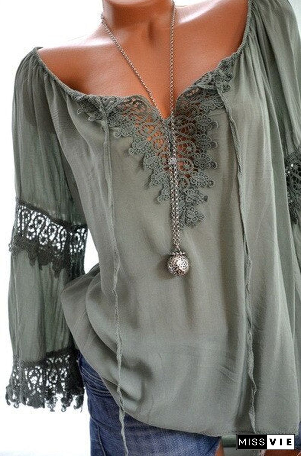 High Quality Large Size Loose Women Blouses Summer Blouses Lace Top Fashion Casual V-Neck Long Sleeve Women Shirts