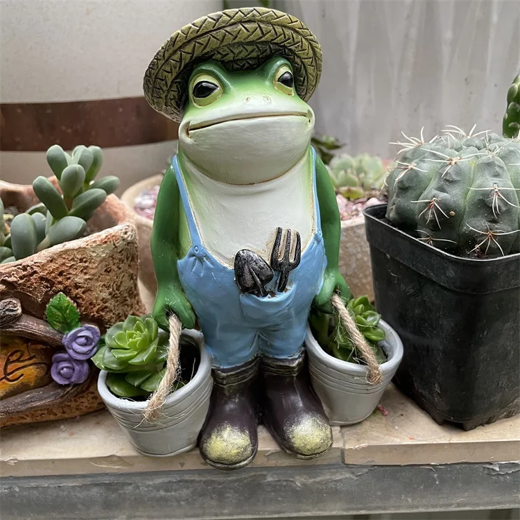 Frogs Bucket Garden Statue