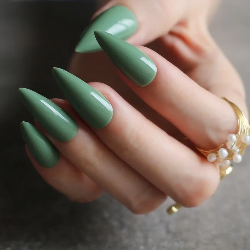 long shiny fake nails brick clour Stiletto glossy false nails Long almond salon art false nails nude Middle length-Nail Inspo