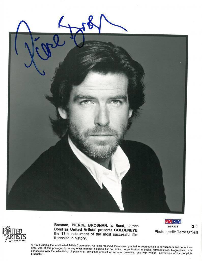 Pierce Brosnan Signed James Bond Authentic Autographed 8x10 Photo Poster painting (PSA/DNA)