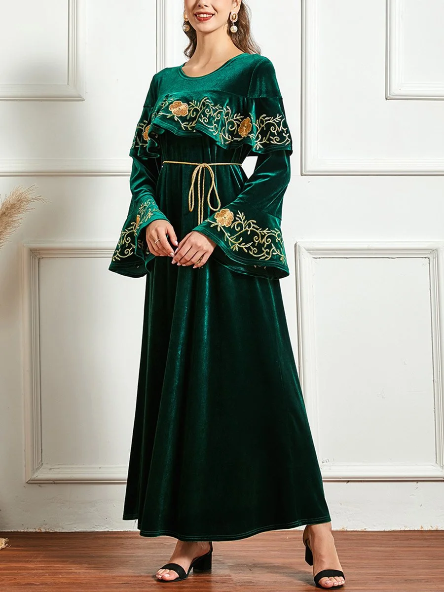 Elegant velvet long sleeve dress