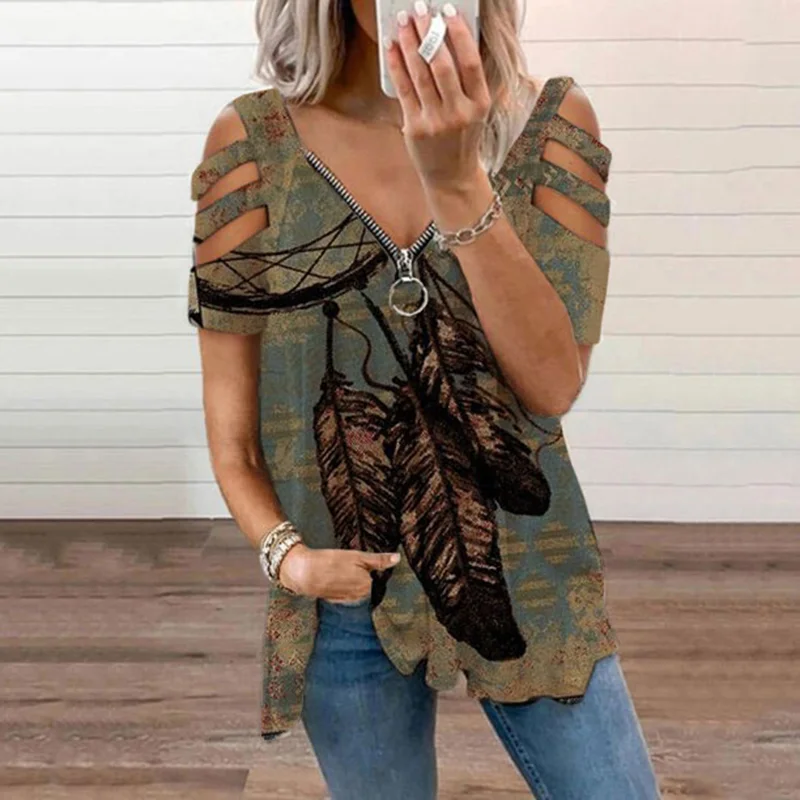 Vintage Feather Print Cutout T-Shirt