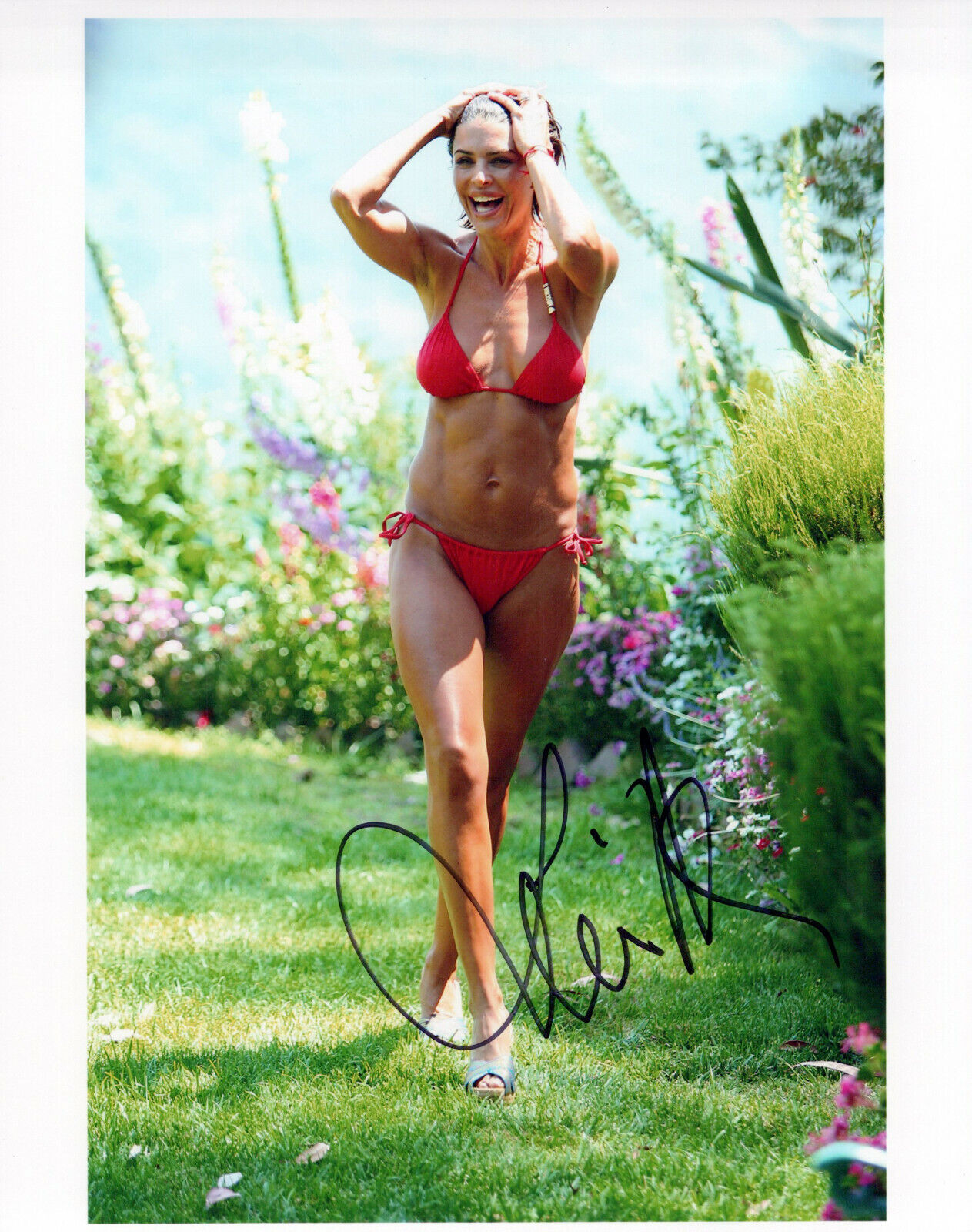 Lisa Rinna glamour shot autographed Photo Poster painting signed 8x10 #7