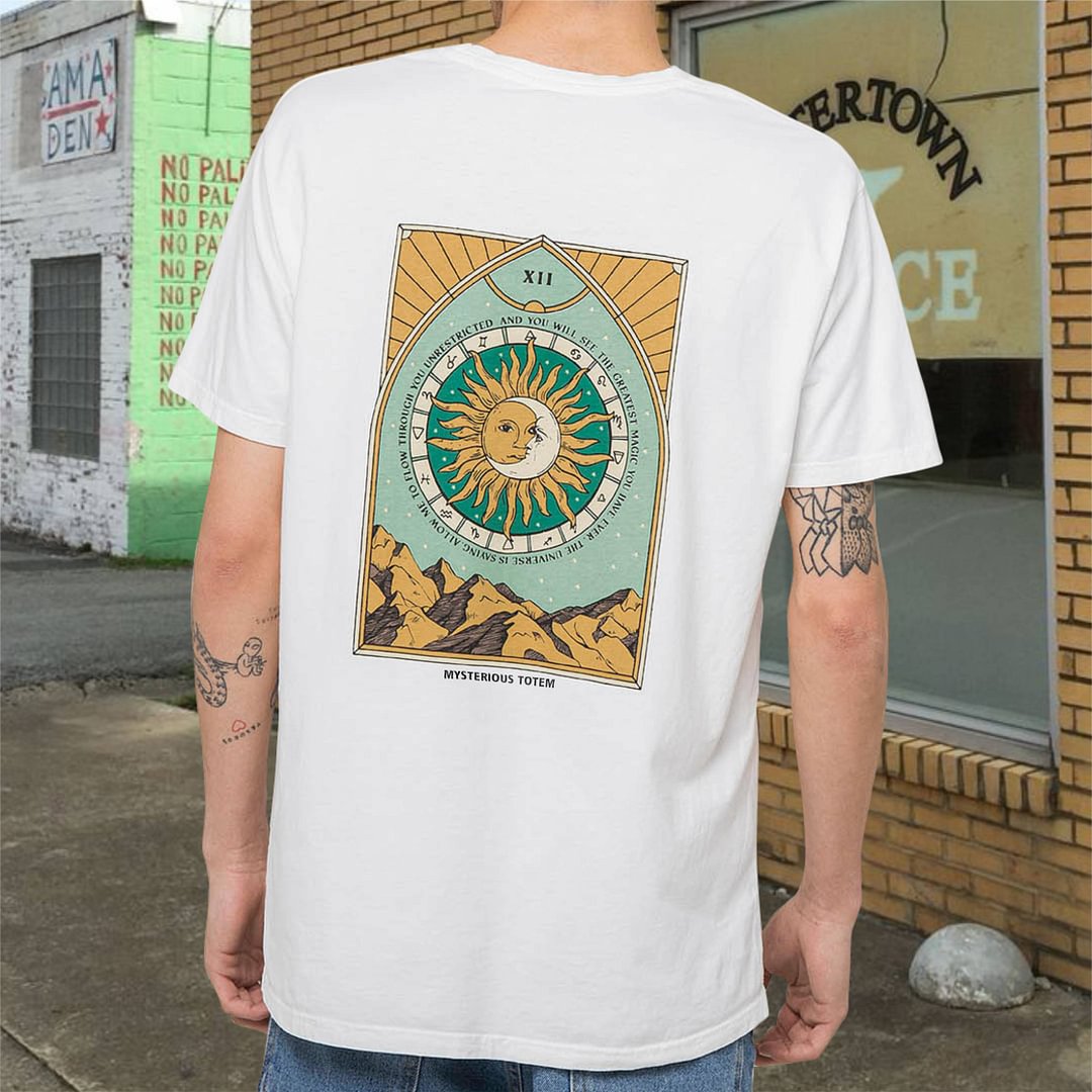 Men Mystery Totem Sun Print T-shirt