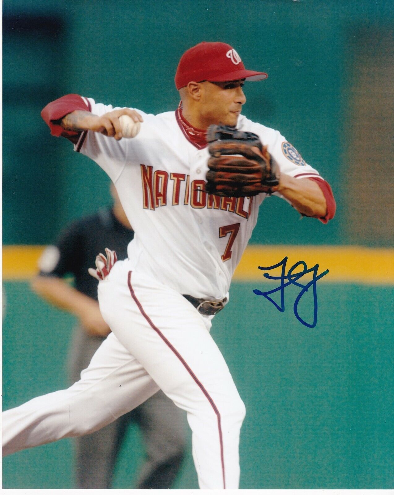 FELIPE LOPEZ WASHINGTON NATIONALS ACTION SIGNED 8x10