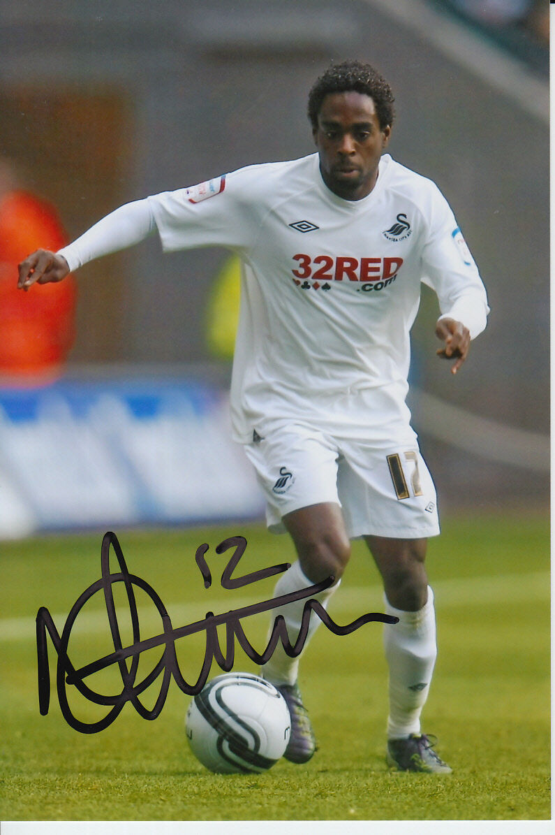 SWANSEA CITY HAND SIGNED NATHAN DYER 6X4 Photo Poster painting 2.