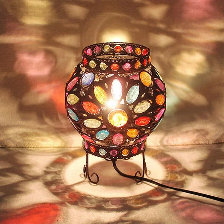 Retro-Inspired Blossom Table Lamp