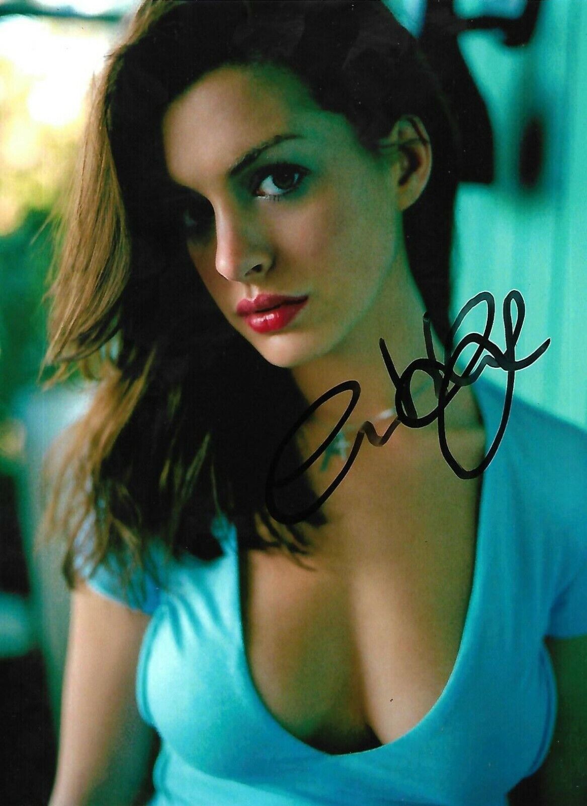 Anne Hathaway Photo Poster painting Autograph signed