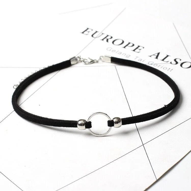 Velvet Ring Choker