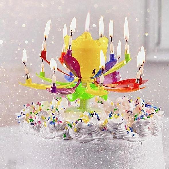 Upgrade Multicolor Rotating Lotus Cake Candle - vzzhome