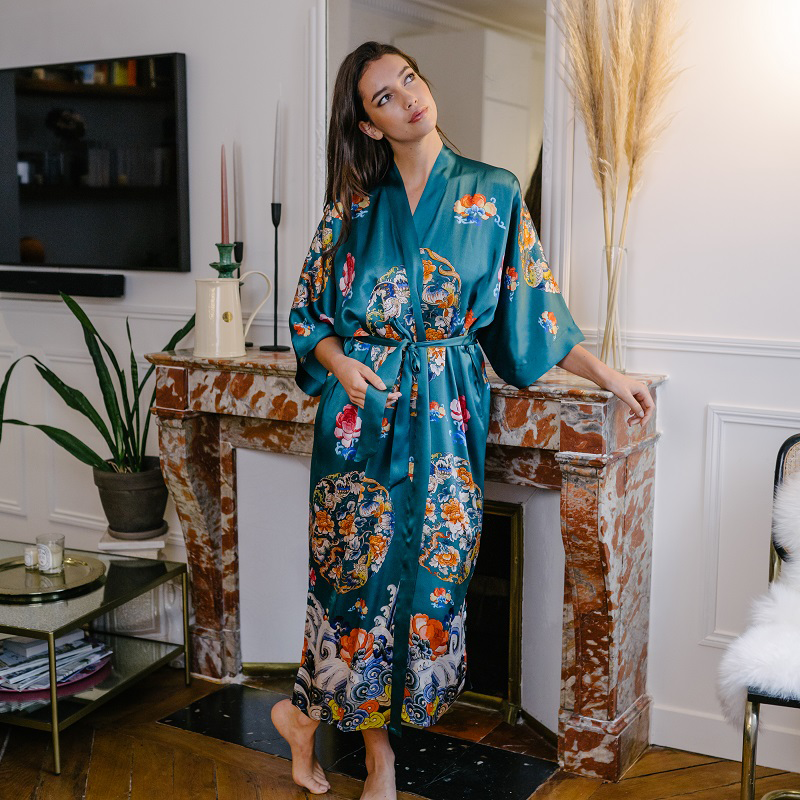 19 Momme Oriental Totem Motif Women's Silk Kimono Robe REAL SILK LIFE