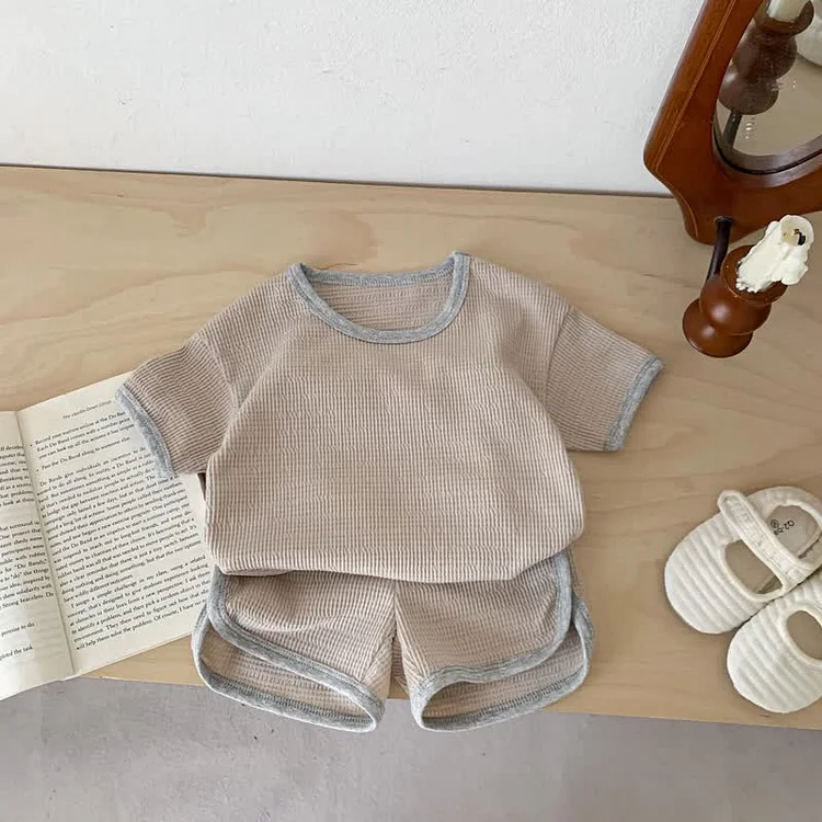Baby Unisex Casual Tee and Shorts Set