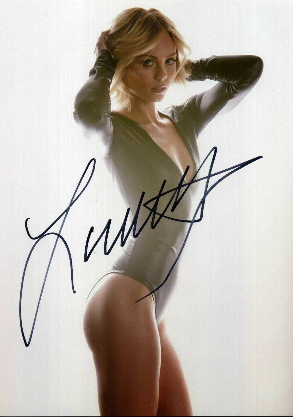 LAURA VANDERVOORT Signed Sexy Photo Poster paintinggraph - TV & Film Star Actress - preprint