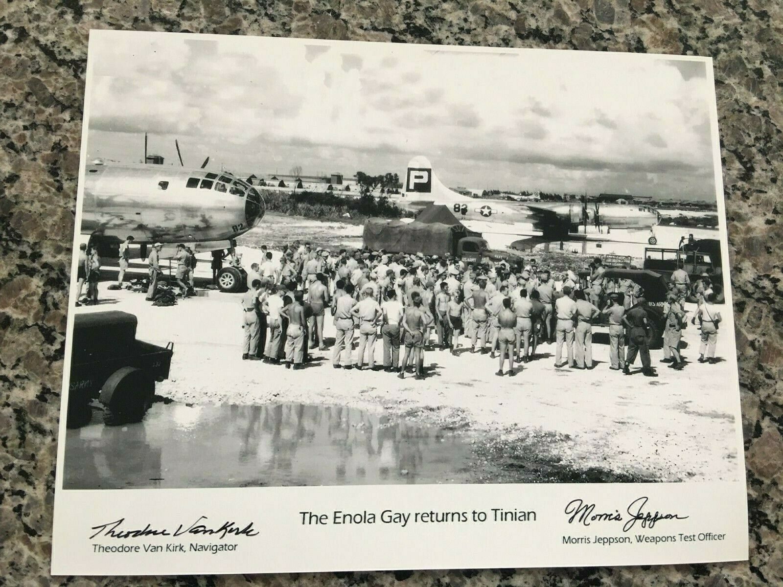 THEODORE VAN KIRK & MORRIS JEPPSON ENOLA GAY CREW HIROSHIMA RARE SIGNED Photo Poster painting