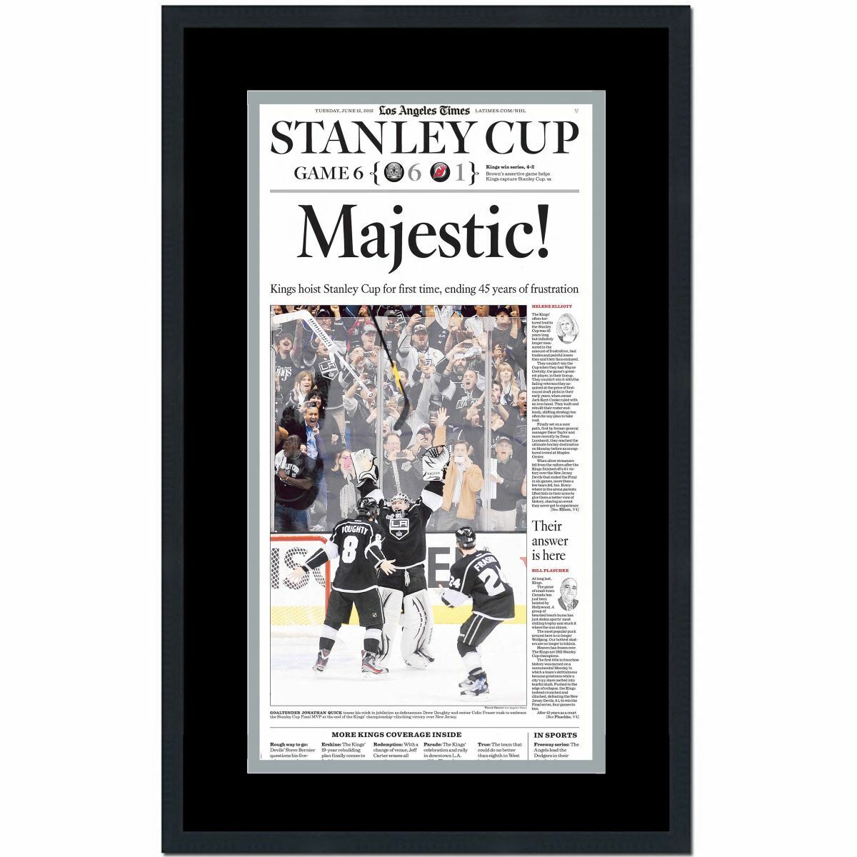 Framed Los Angeles Times Kings Majestic 2012 Stanley Cup Newspaper 17x27 Photo Poster painting