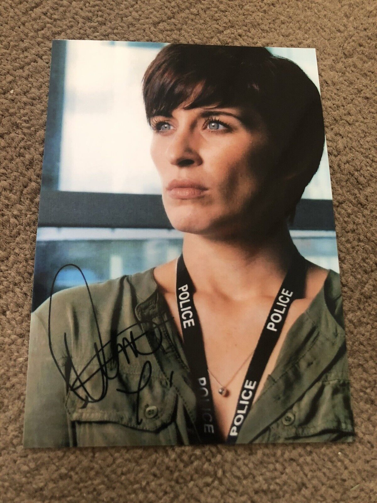 VICKY McCLURE (LINE OF DUTY) PRESIGNED Photo Poster painting- 7x5”