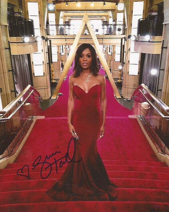 Zuri Hall E! News signed 8x10 Photo Poster painting autographed MTV 4