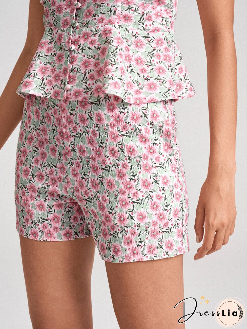 Random Allover Floral Print Pocket Shorts For Women
