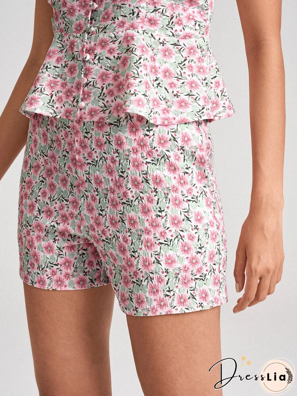 Random Allover Floral Print Pocket Shorts For Women