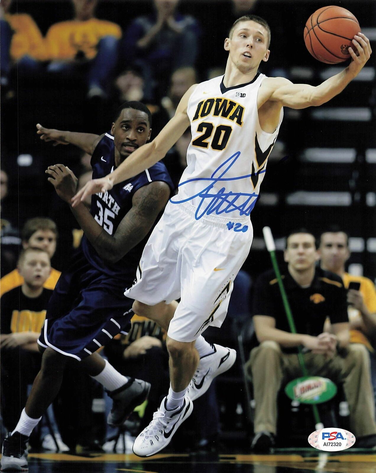 Jared Uthoff signed 8x10 Photo Poster painting PSA/DNA Iowa Hawkeyes Autographed