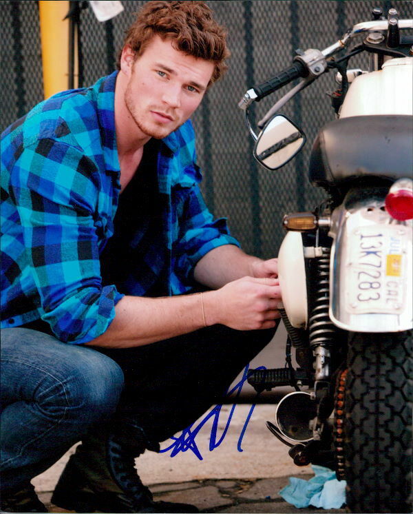 Derek Theler in-person signed 8x10 Photo Poster painting