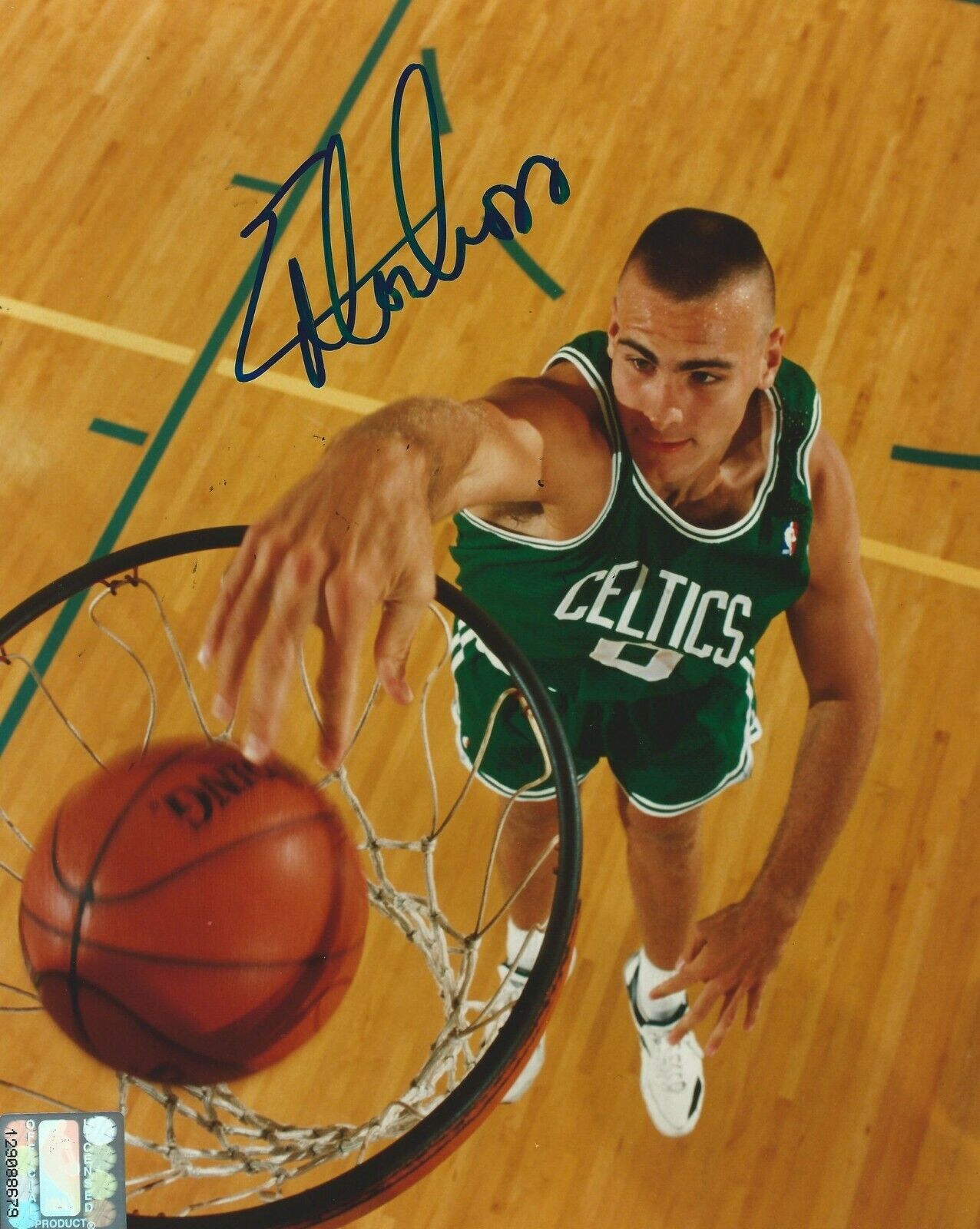 AUTOGRAPHED SIGNED 8x10 Photo Poster painting Picture: Eric Montross Celtics