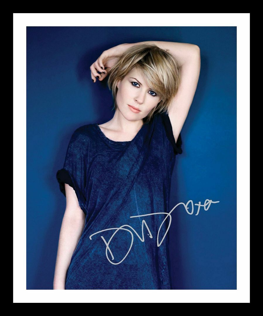 Dido Autograph Signed & Framed Photo Poster painting 1