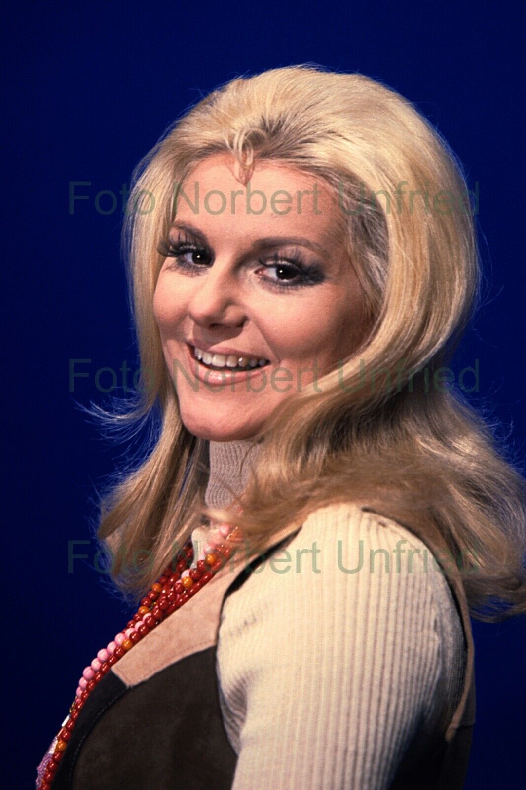 Peggy March 10 X 15 CM Photo Poster painting Without Autograph (Star-34
