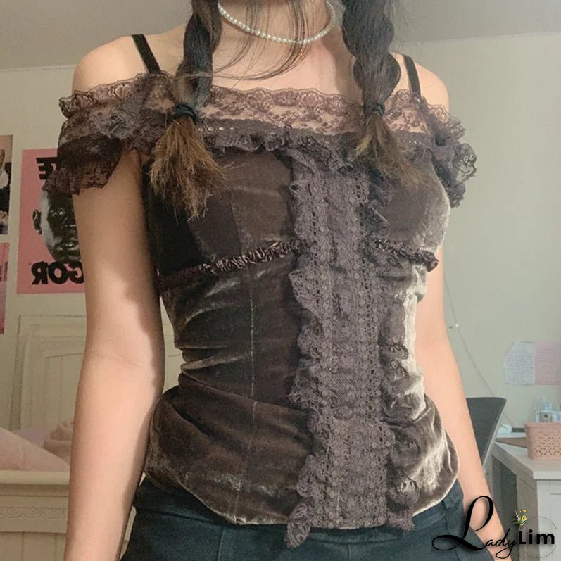 Fashionable and Minimalist winter T-shirt