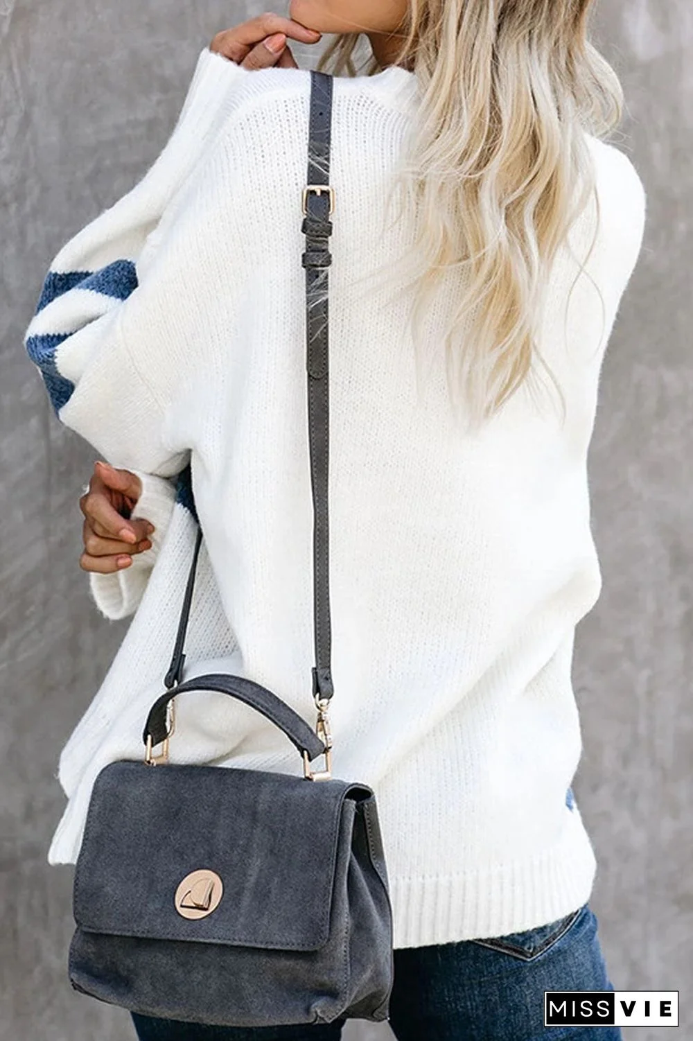 Round Neck Stitching Knit Sweater