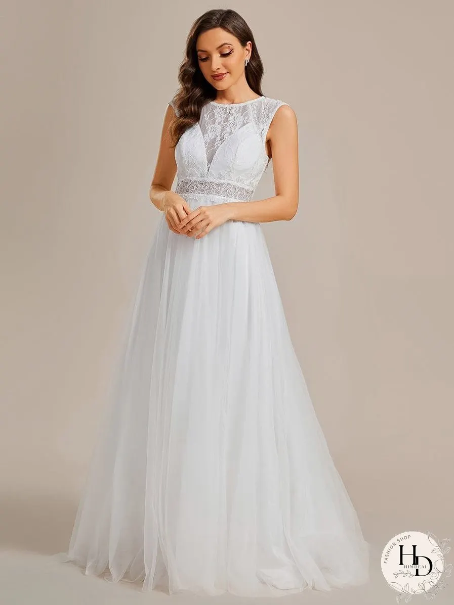 Chic Lace Round Neck Bridal Gowns