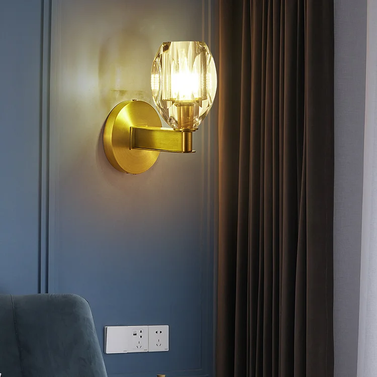 Modern Wall Sconce With Geometric Glass Shade Vjlight
