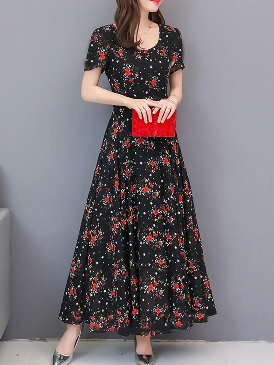 Round Neck Floral Printed Maxi Dress - SissiStyles.com
