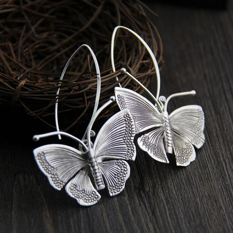 Vintage Silver Color Butterfly Earrings Ancient Metal Hand Carved Big Dangle Earrings for Women Jewelry