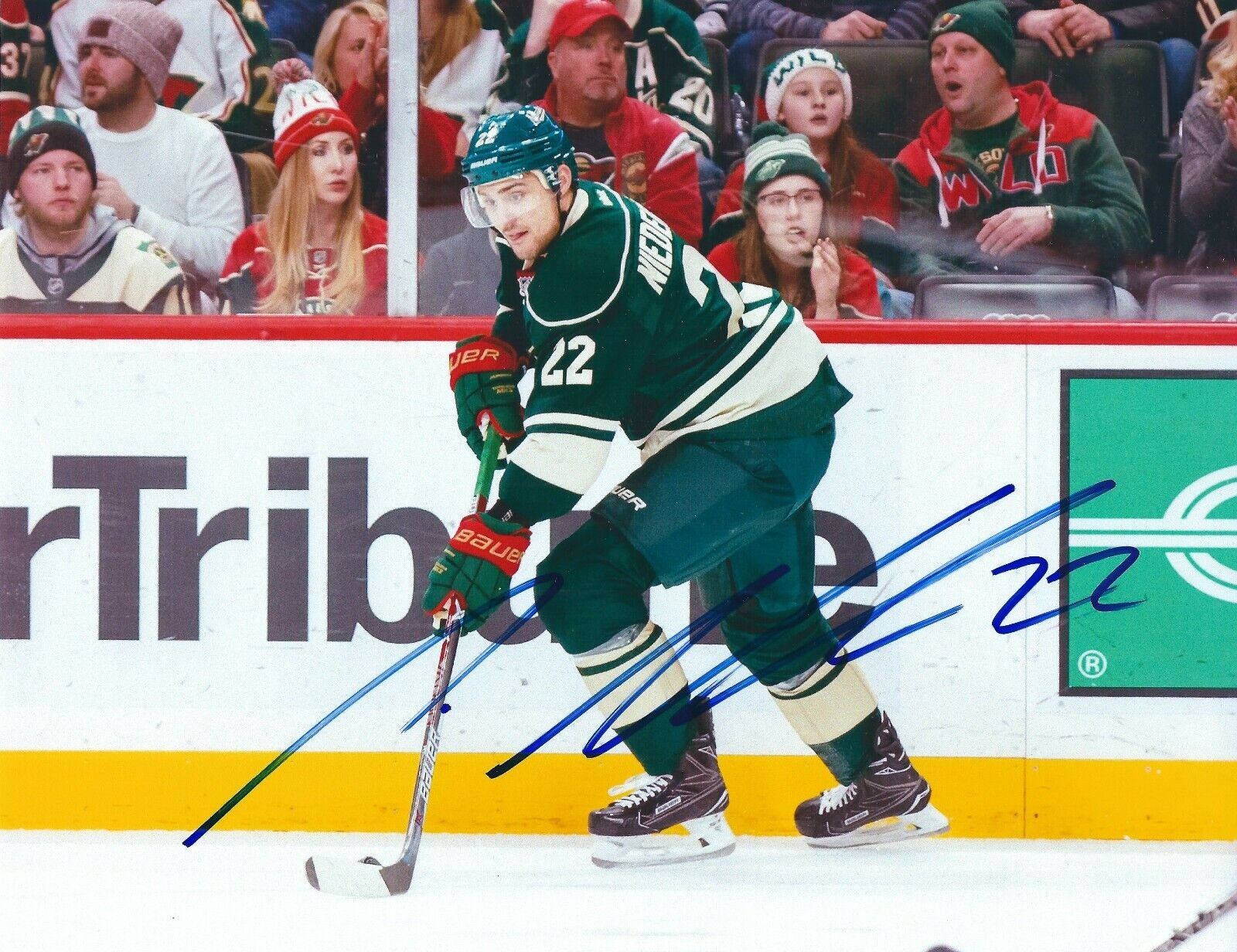 Autographed 8x10 NINO NIEDERREITER Minnesota Wild Photo Poster painting - w/COA