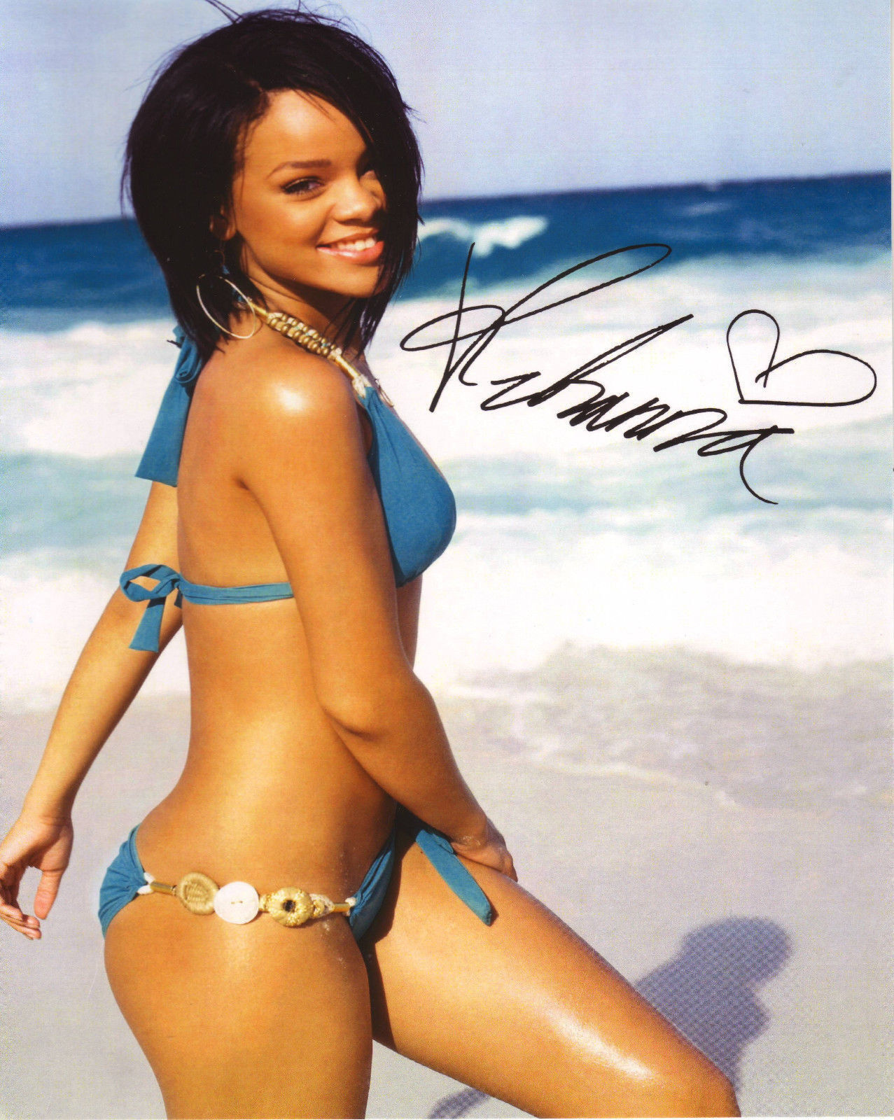 RIHANNA AUTOGRAPH SIGNED PP Photo Poster painting POSTER