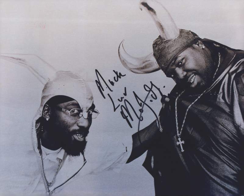 MJG M.J.G. authentic signed rap 8x10 Photo Poster painting W/Certificate Autographed (A0941)