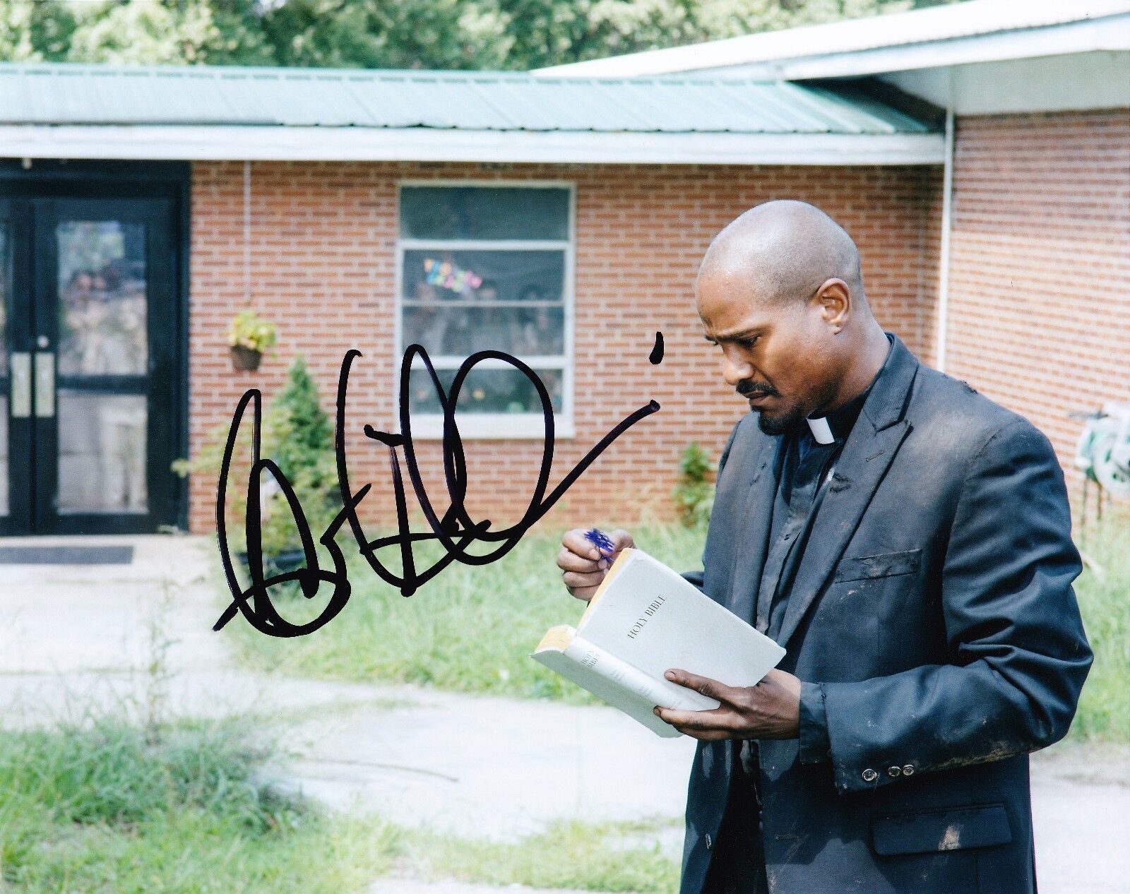 Seth GILLIAM Signed 10X8 Photo Poster painting Walking Dead AFTAL COA (7500)