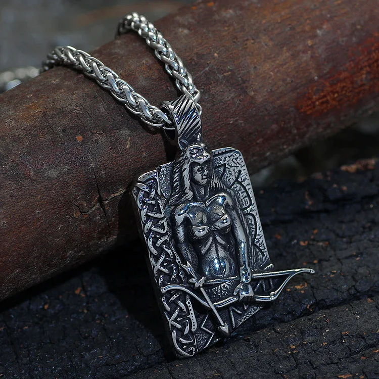 Coutureaura Celtic Knot Wife Of The Sea God Njörd Necklace