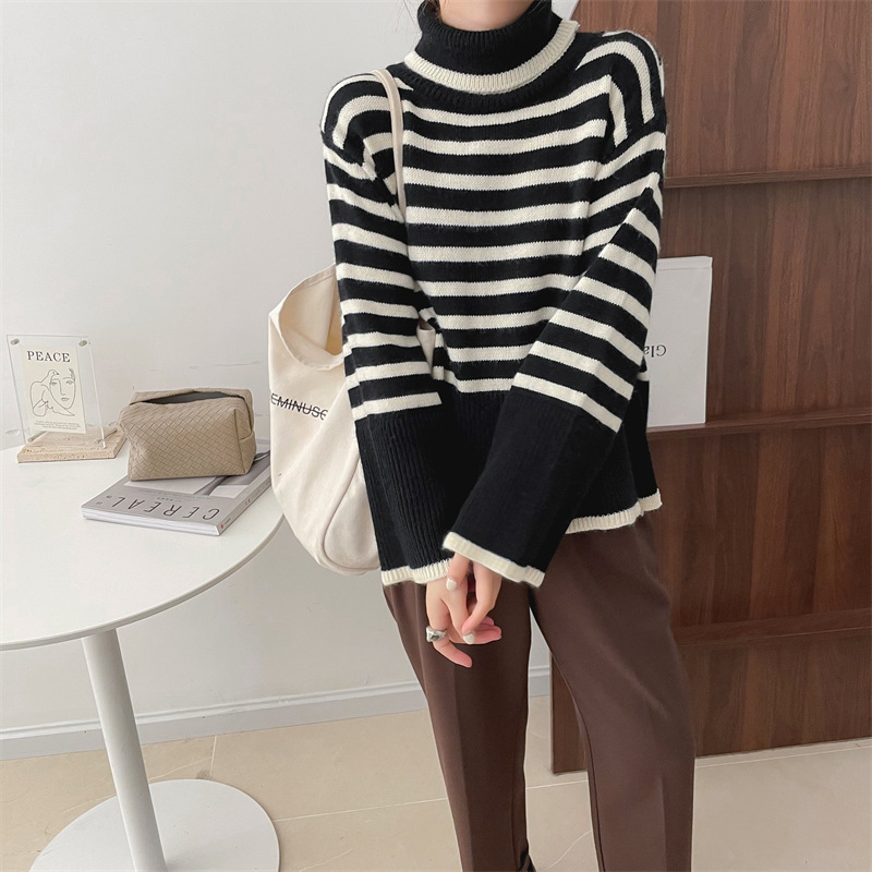 Women's Contrasting Striped Turtleneck Sweater Women