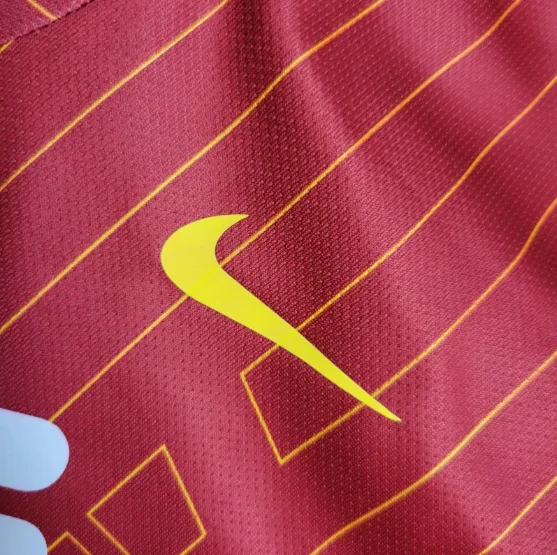 24/25 Liverpool Home Baby Size 9-12 size Football Shirt Thai Quality